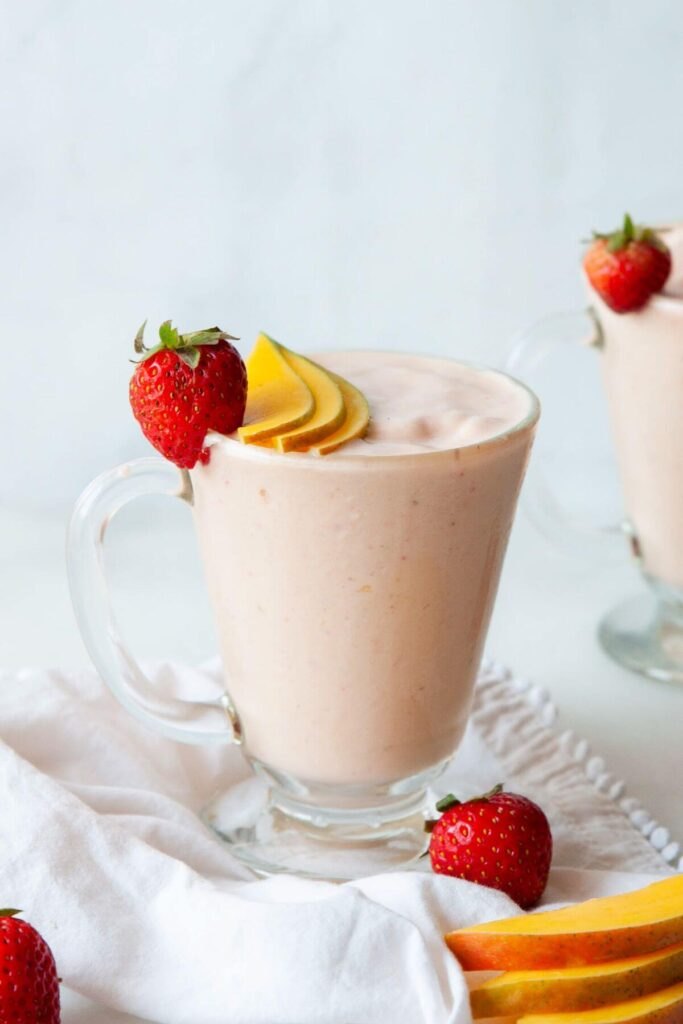 Banana Mango Strawberry Smoothie Recipe